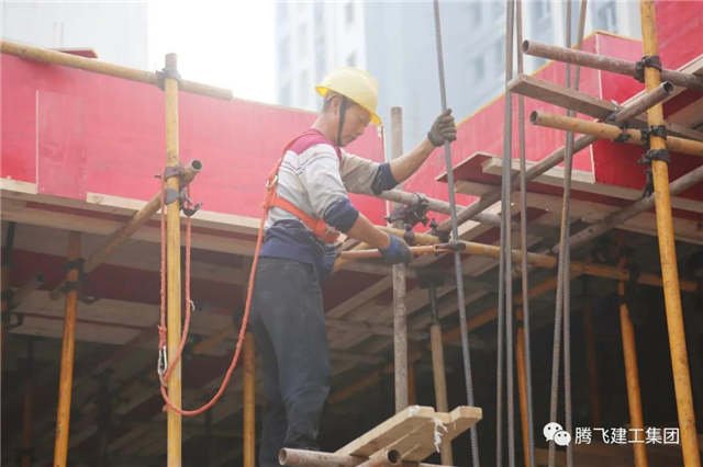 快看！许昌德仕堡生活广场“渐露芳容”！